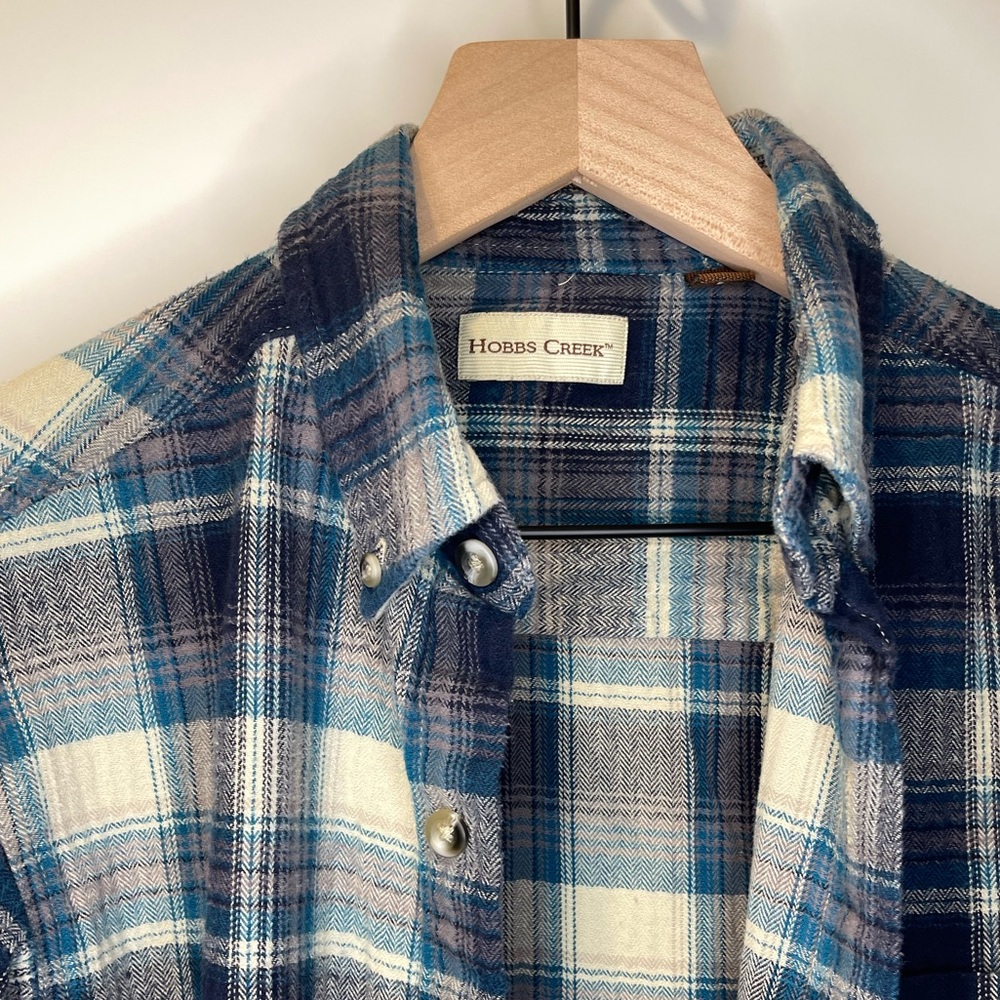 Button down flannel. - Picture 2 of 4